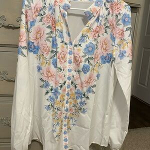 Shein floral blouse never worn